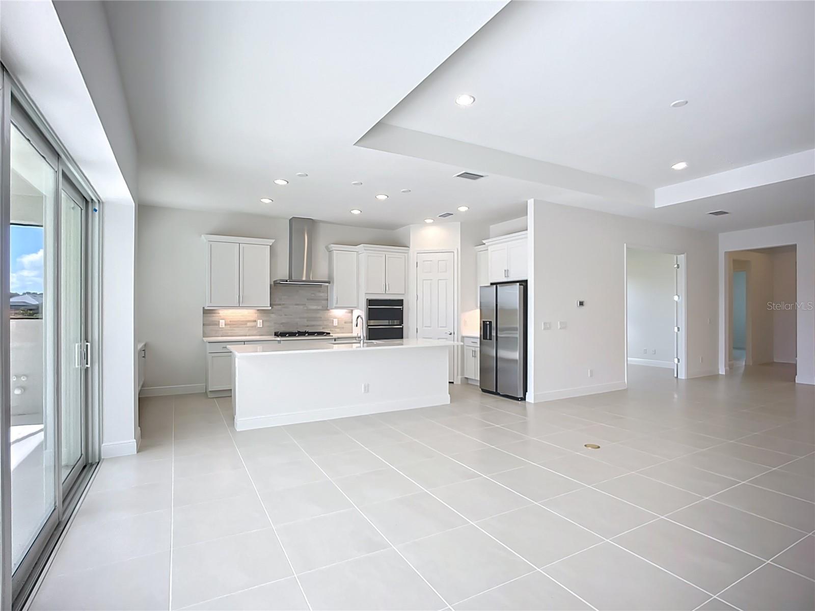 WATERCOLOR PLACE PH II - Residential