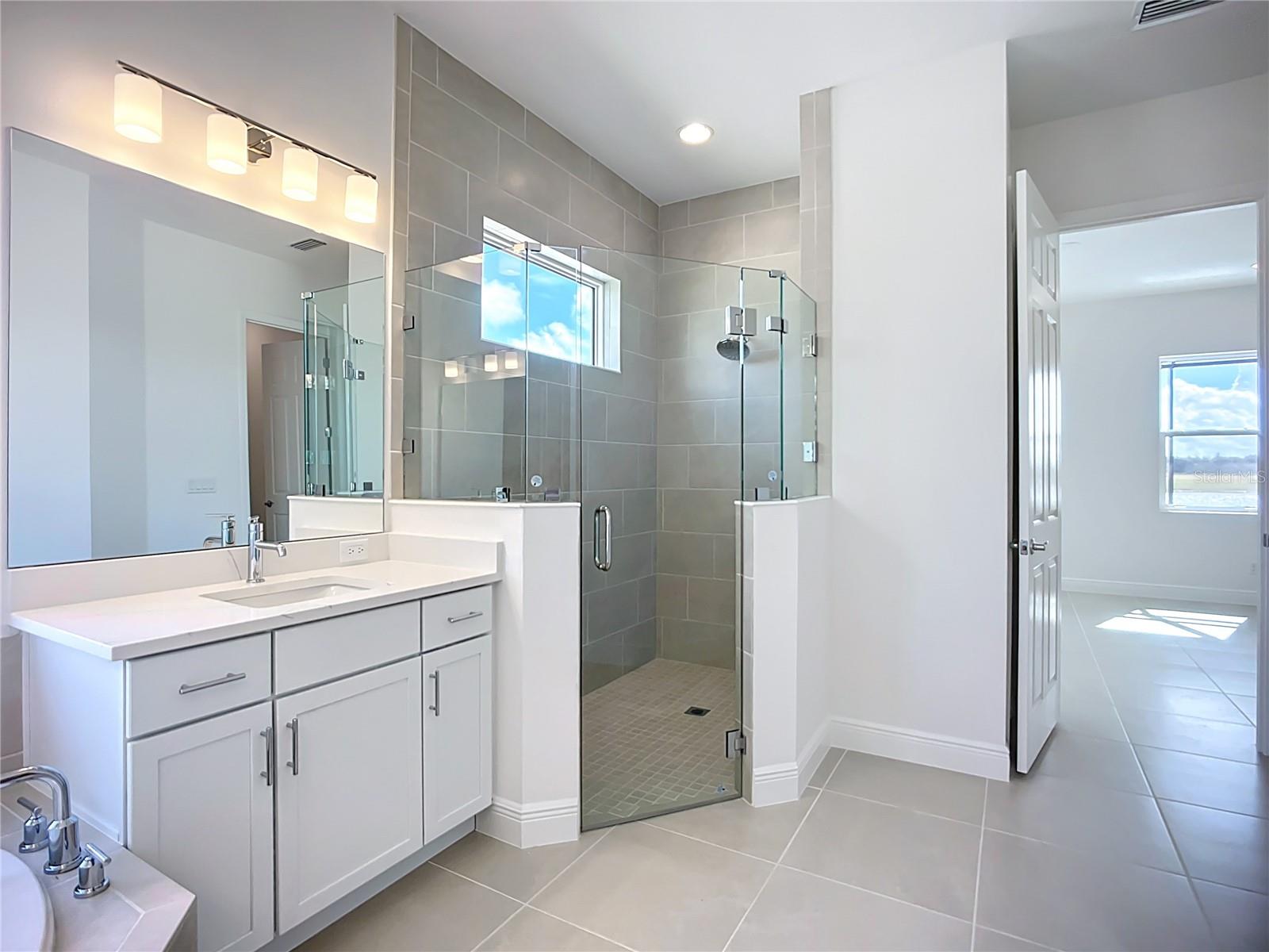 WATERCOLOR PLACE PH II - Residential