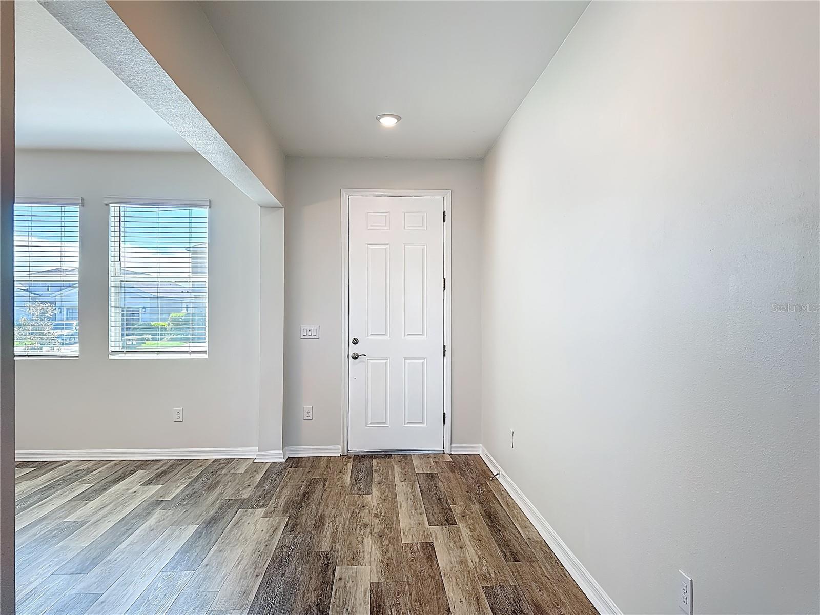 11828 CARA FIELD AVENUE