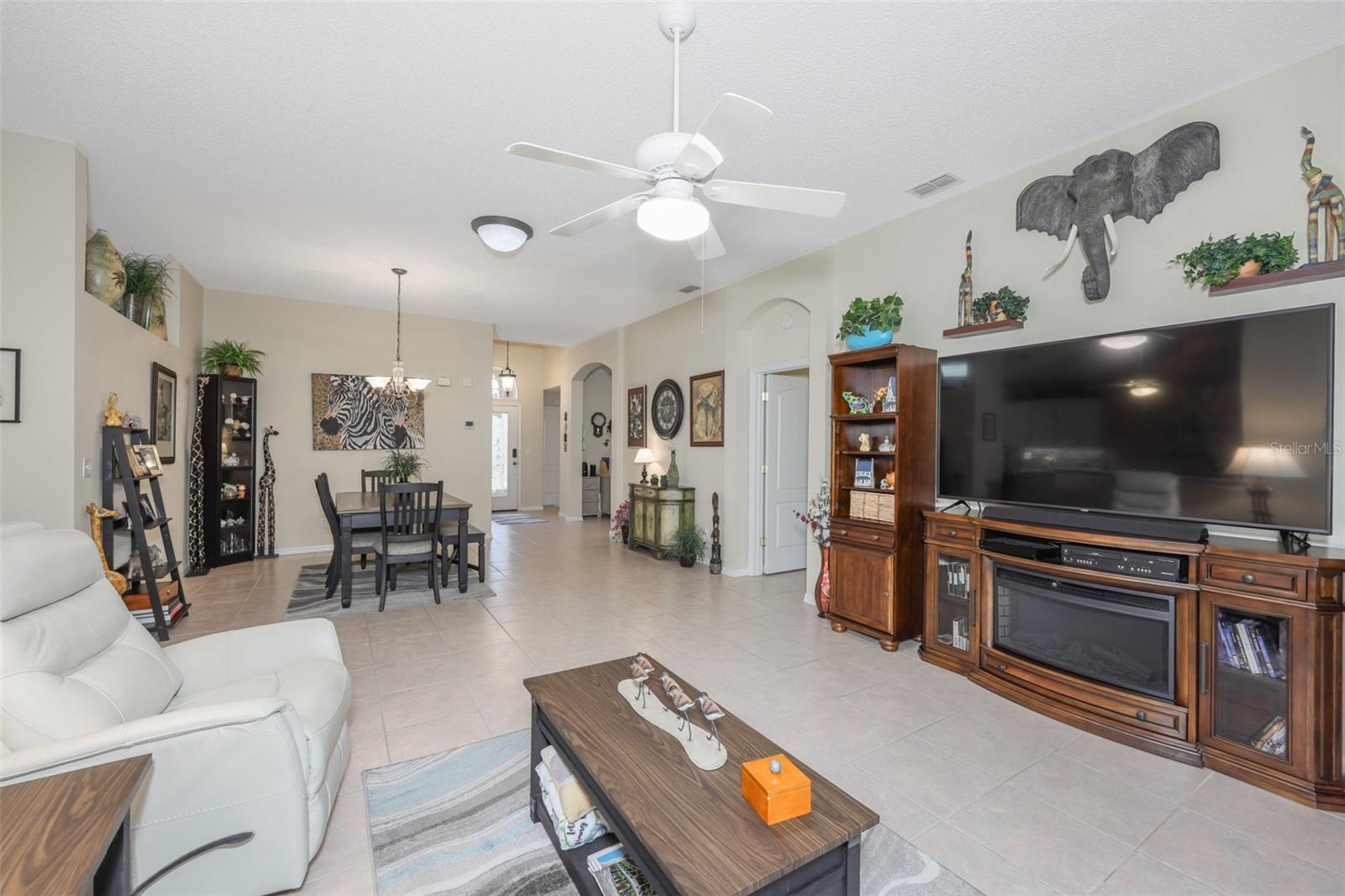 VILLEROY CONDO - Residential