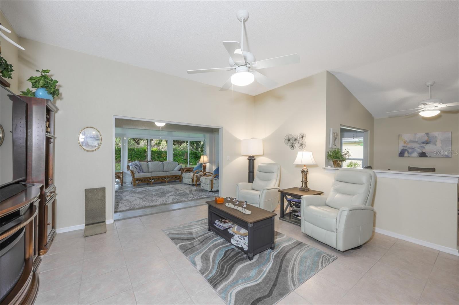 VILLEROY CONDO - Residential