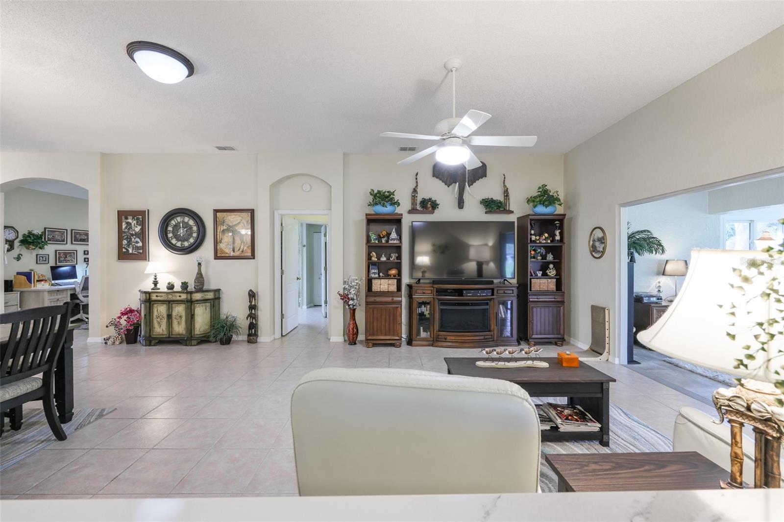 VILLEROY CONDO - Residential