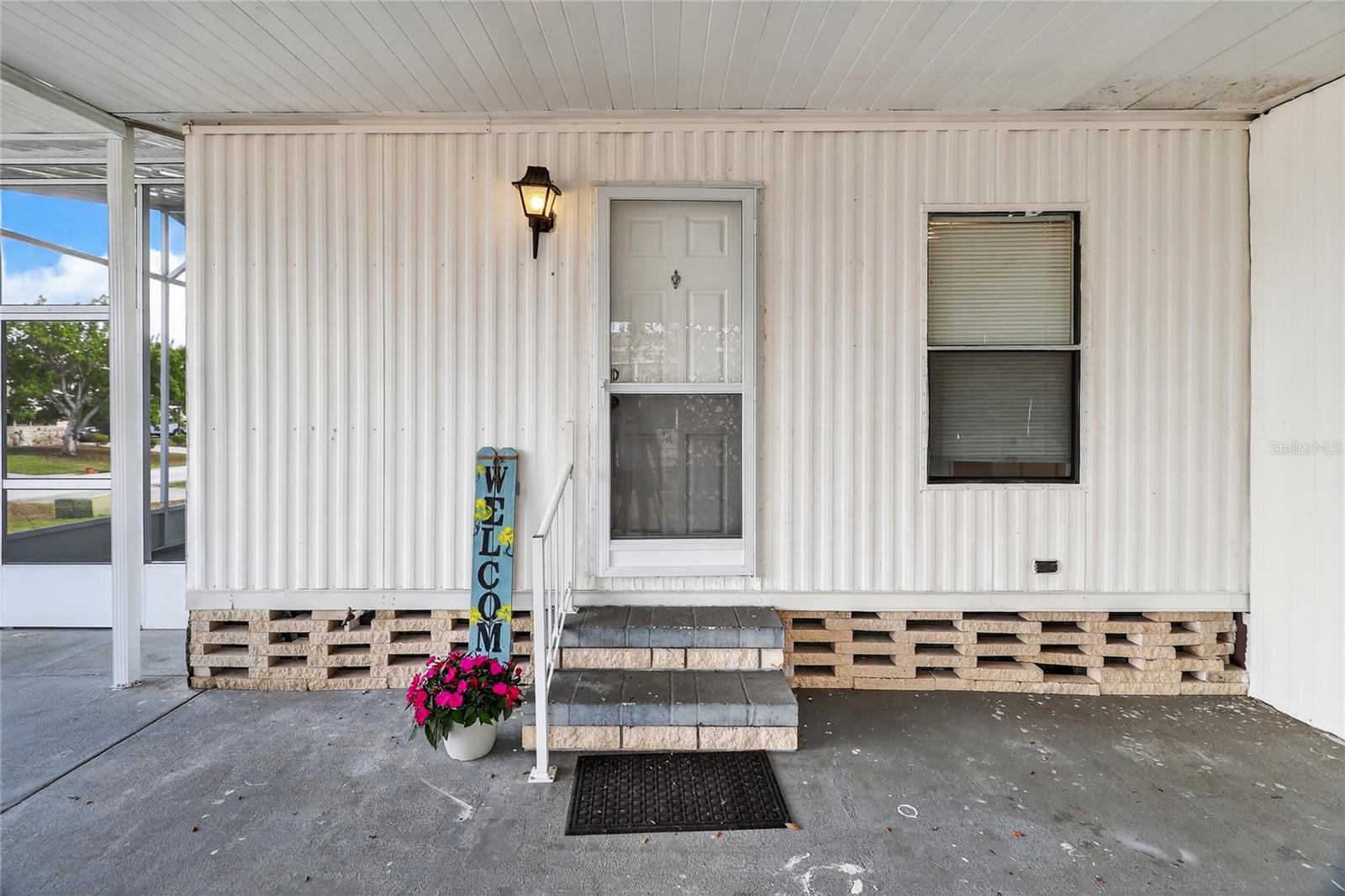 VILLAGE PARK - Residential