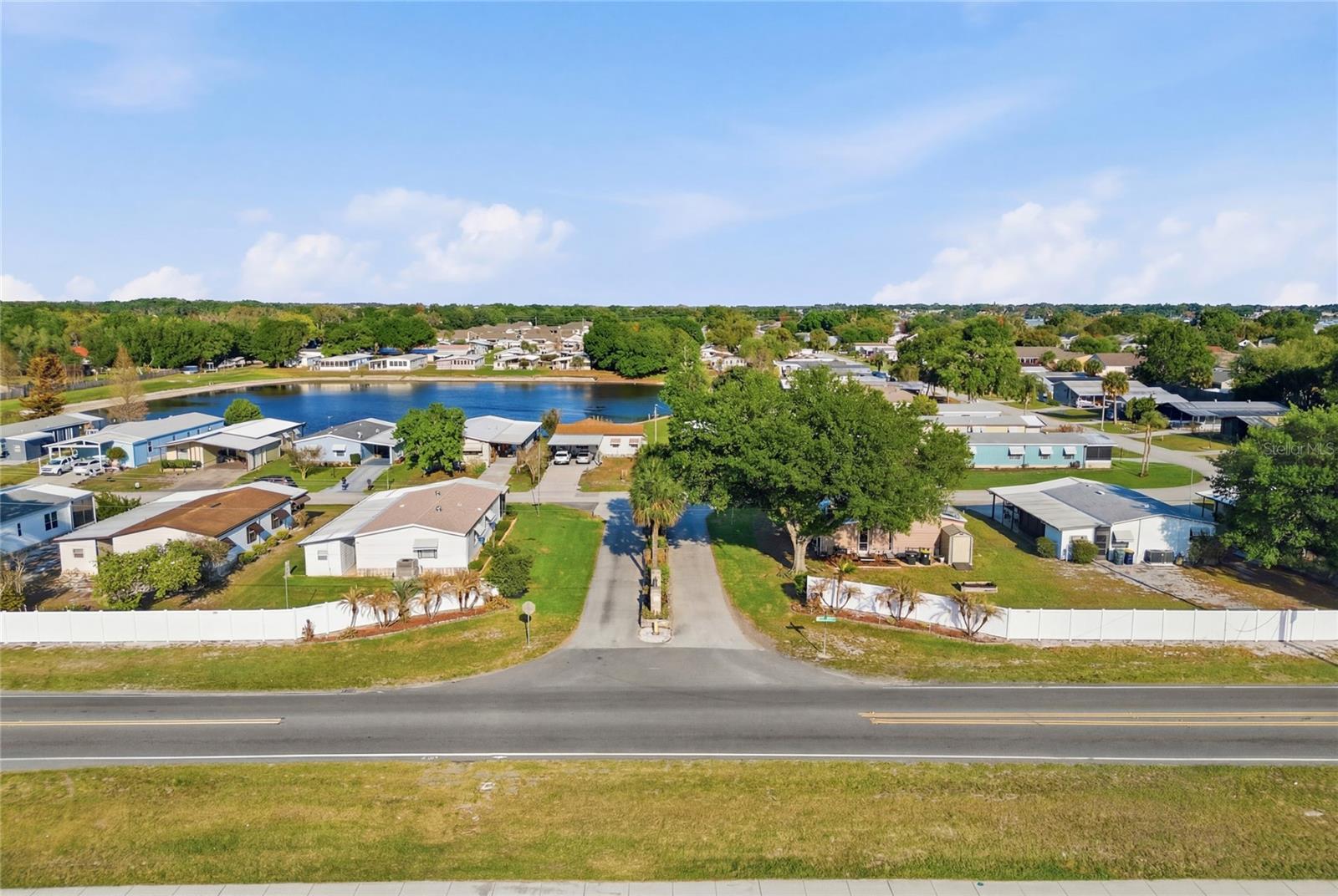 VILLAGE PARK - Residential