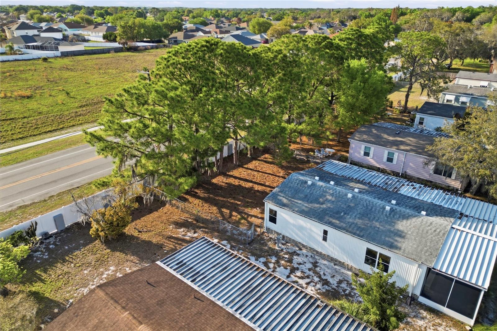 VILLAGE PARK - Residential