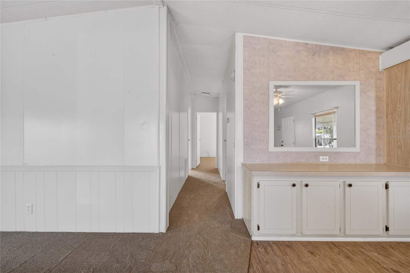 VILLAGE PARK - Residential