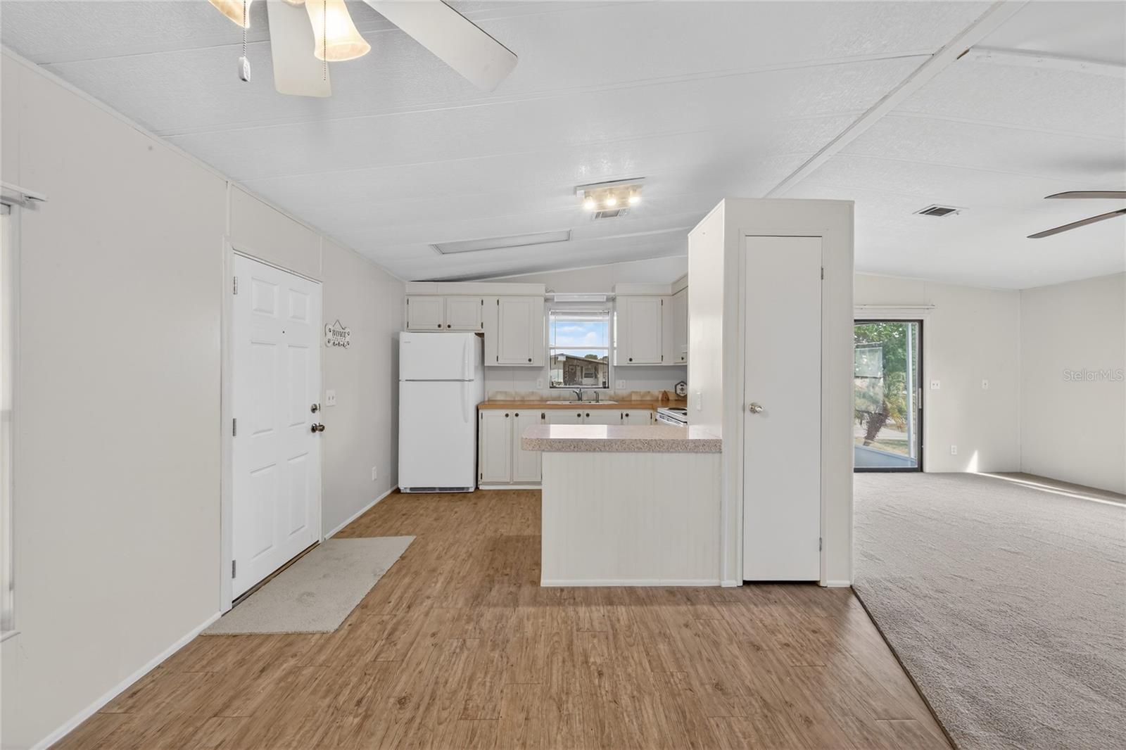 VILLAGE PARK - Residential