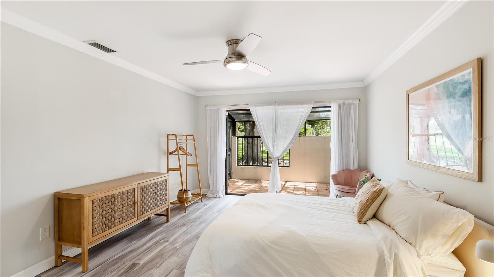 THE MEADOWS - Residential