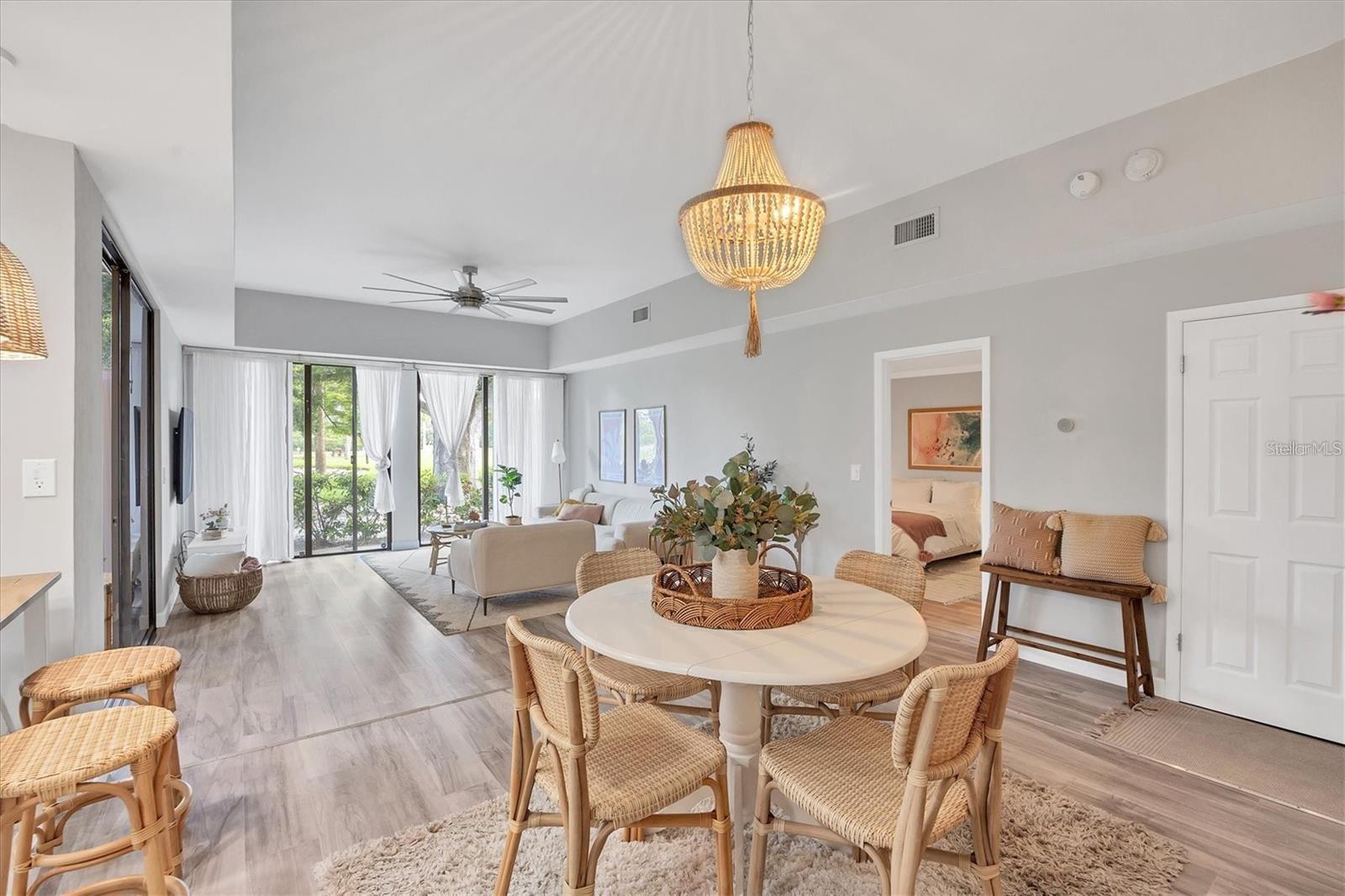 2383 LAKESIDE MEWS D3