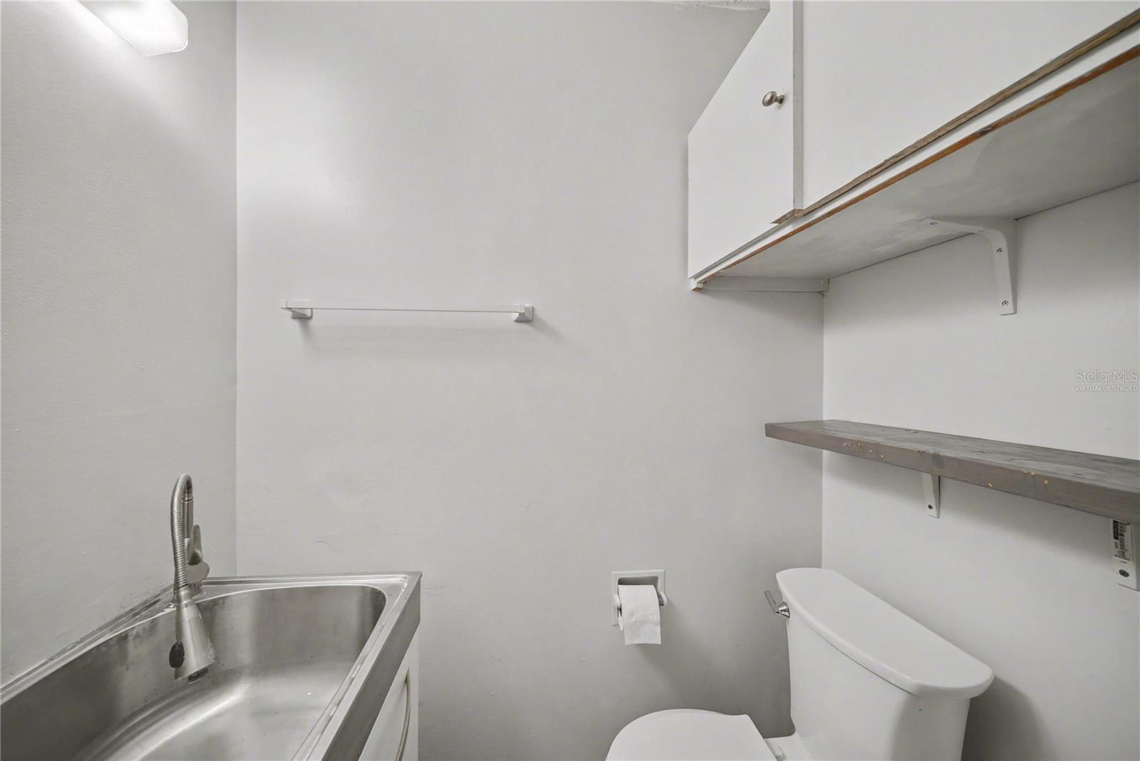 LAKE MAGDALENE ARMS ESTATES - Residential