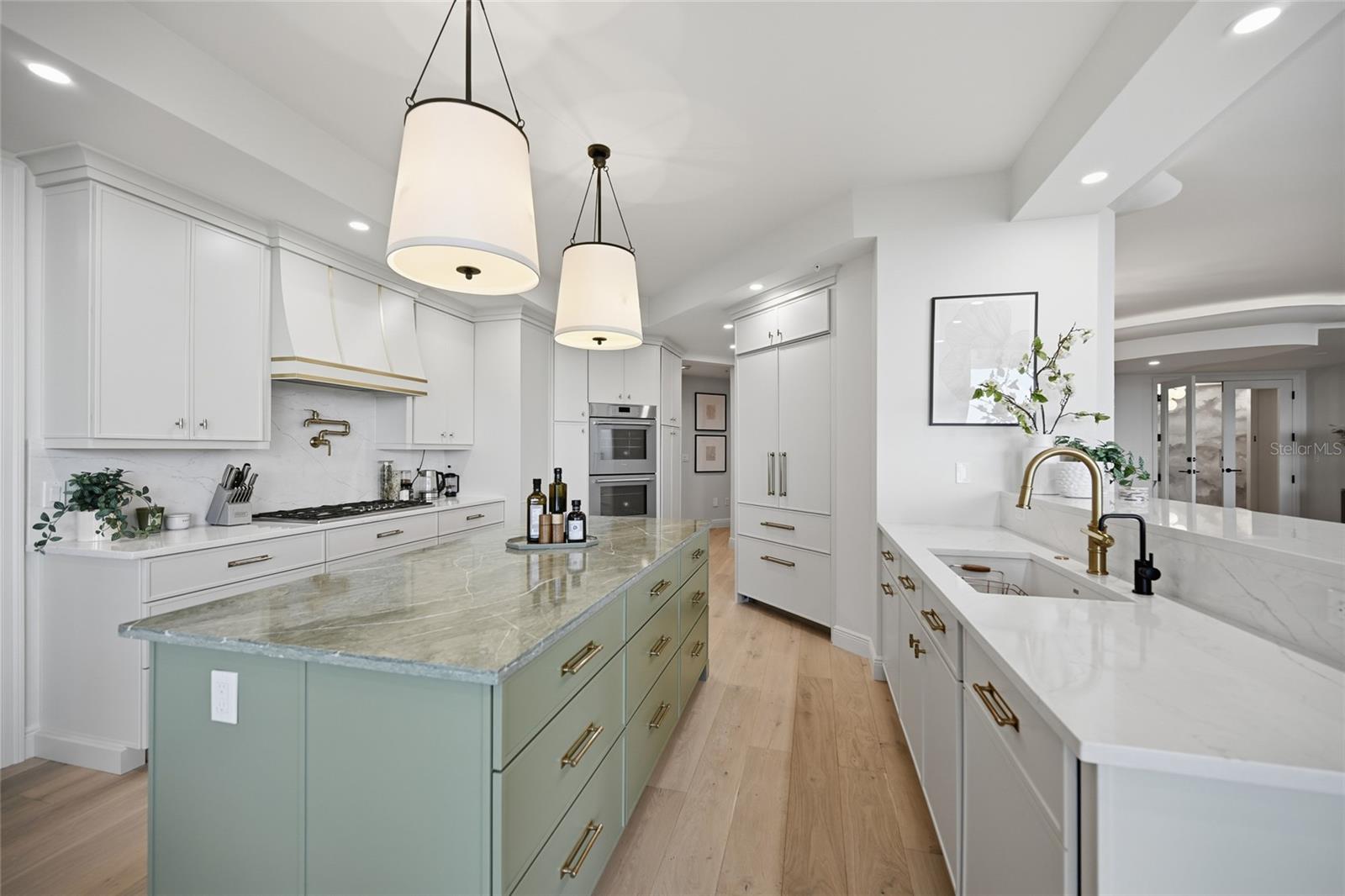 THE BEACH RESIDENCES - Residential