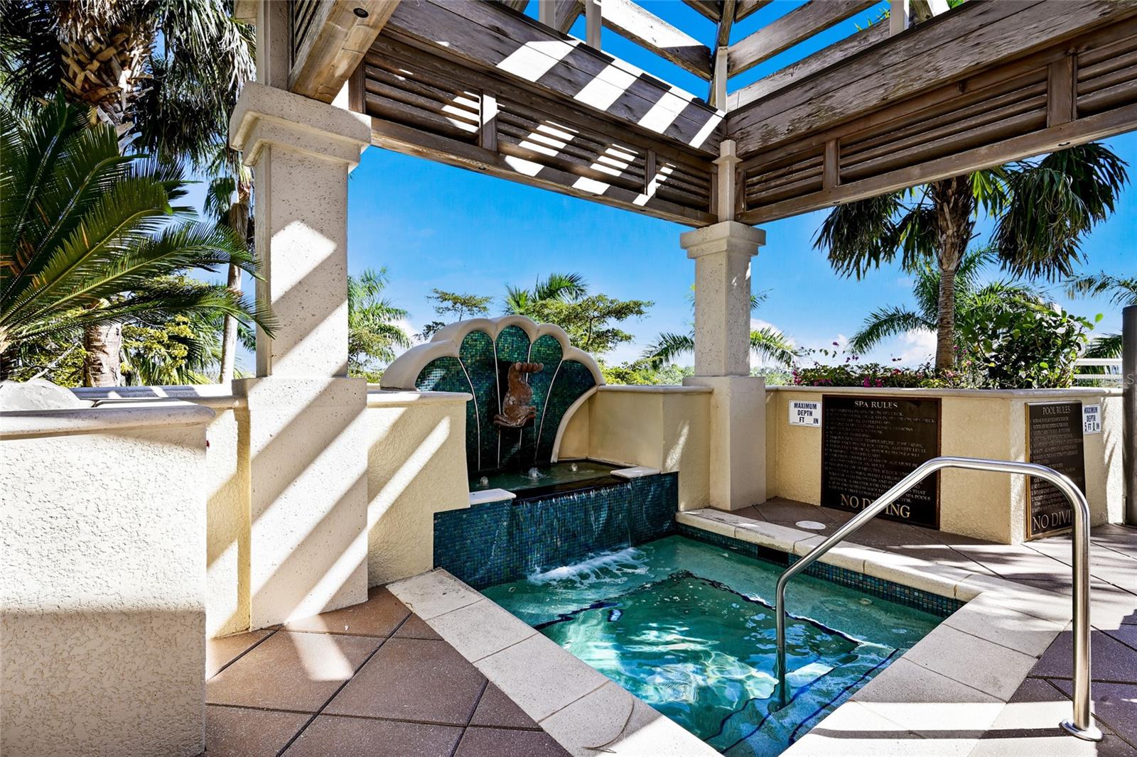 THE BEACH RESIDENCES - Residential