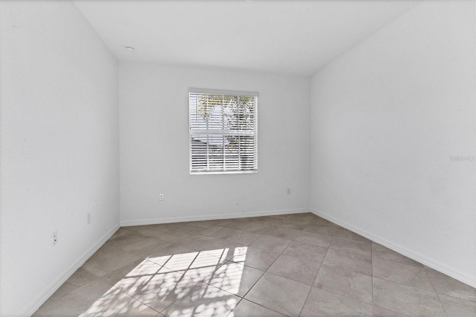 ANTIGUA/WELLEN PARK - Residential Lease