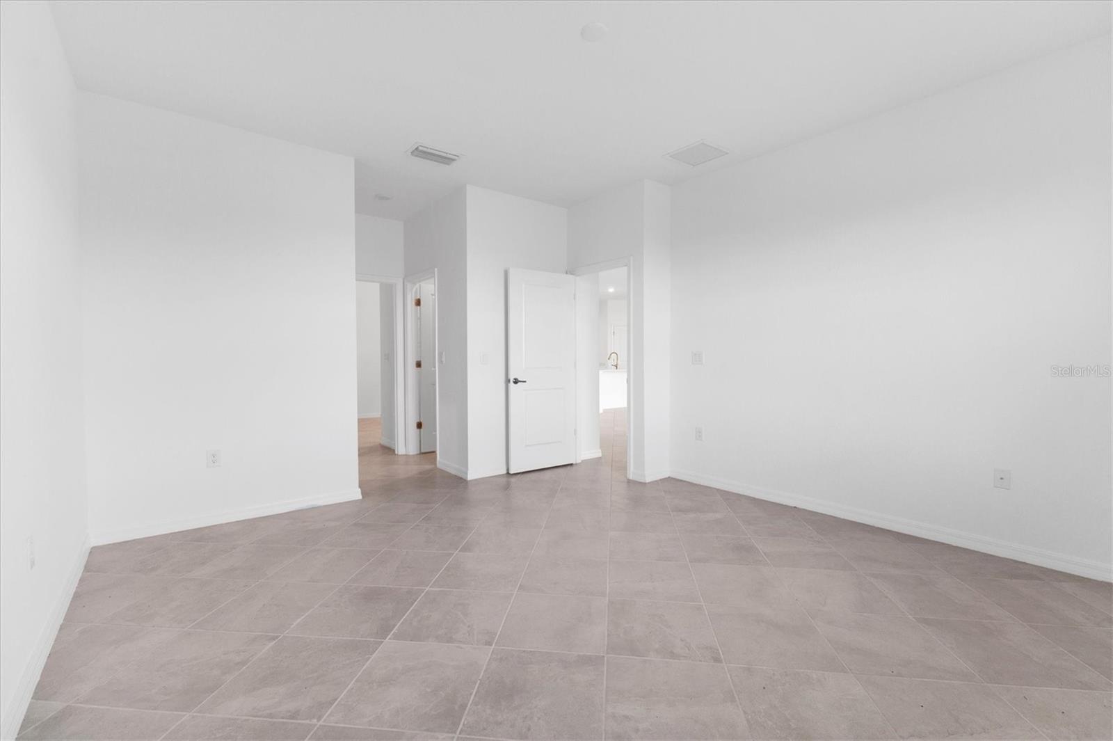 ANTIGUA/WELLEN PARK - Residential Lease