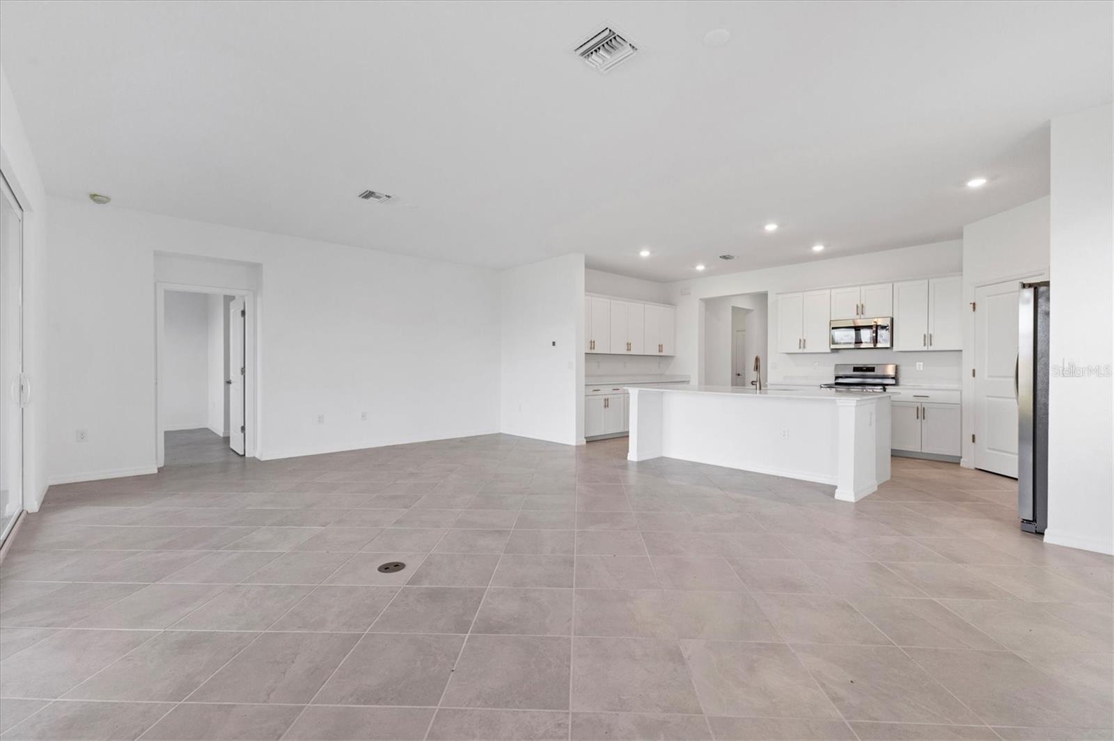 ANTIGUA/WELLEN PARK - Residential Lease