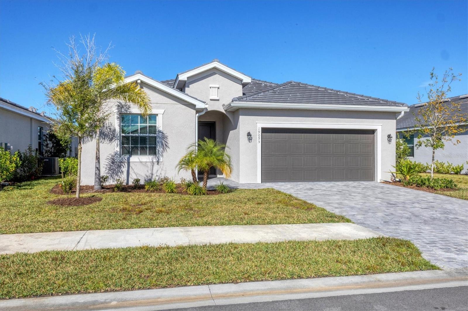 ANTIGUA/WELLEN PARK - Residential Lease