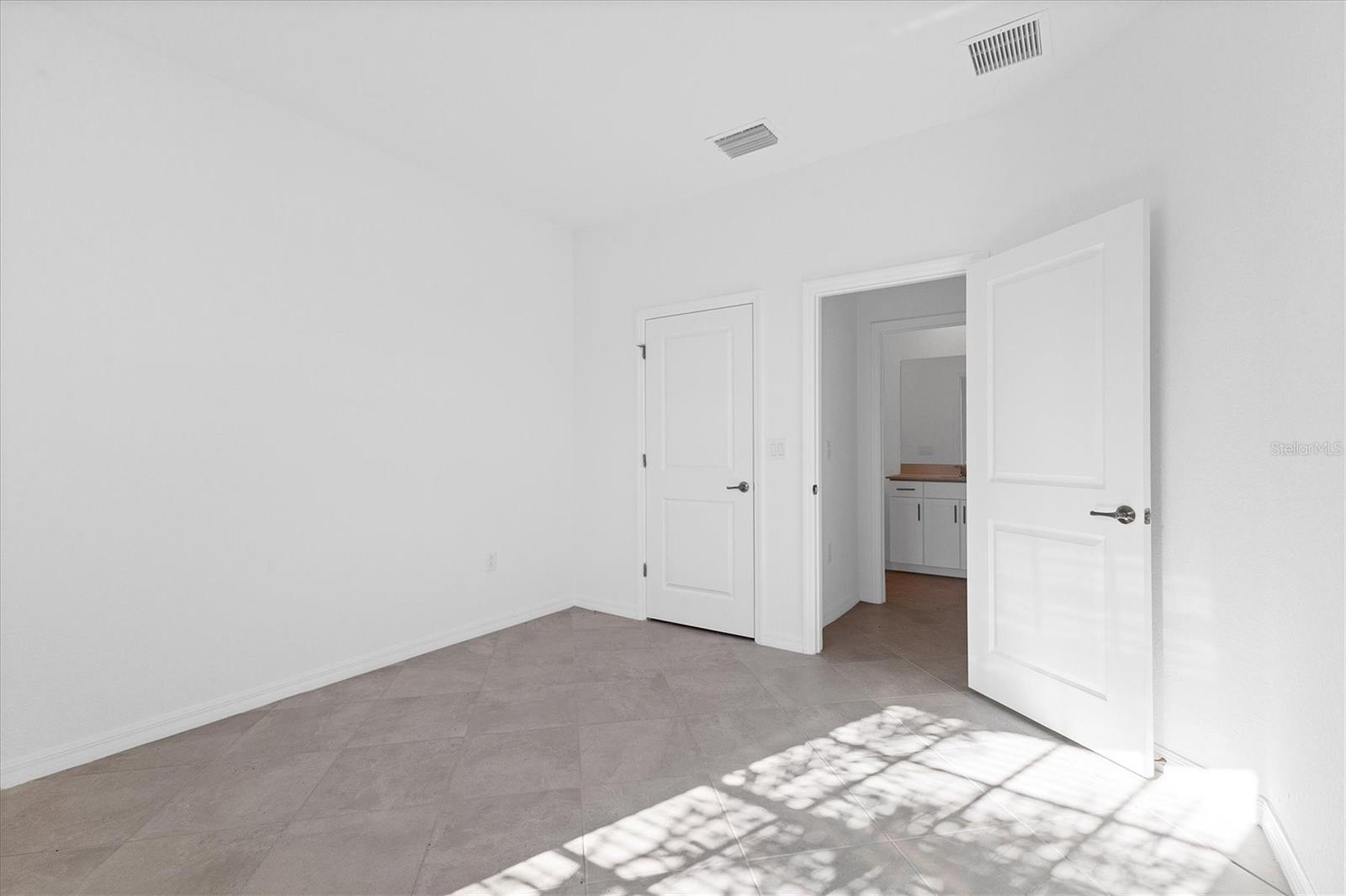 ANTIGUA/WELLEN PARK - Residential Lease