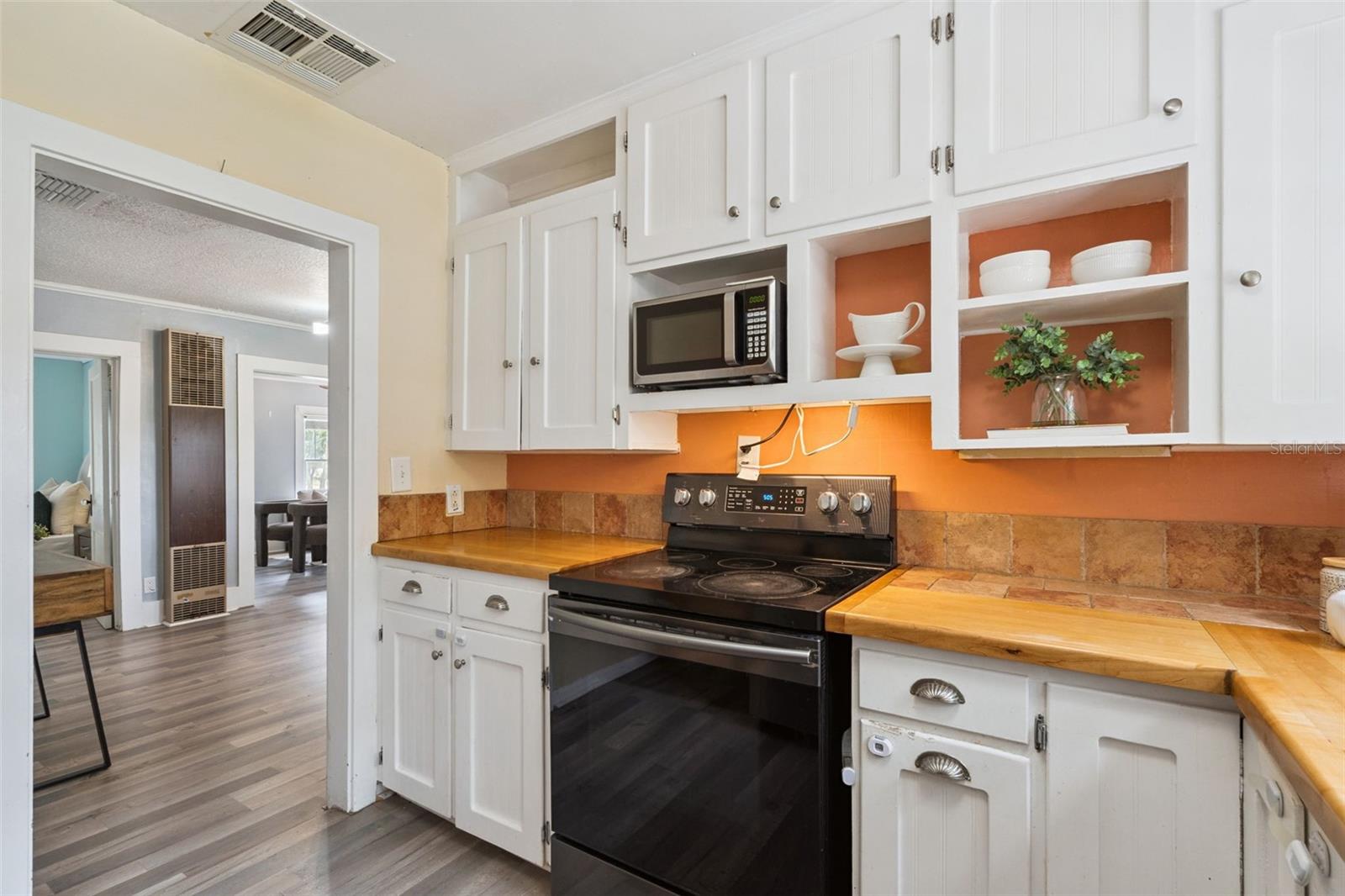 CLOVER HEIGHTS - Residential