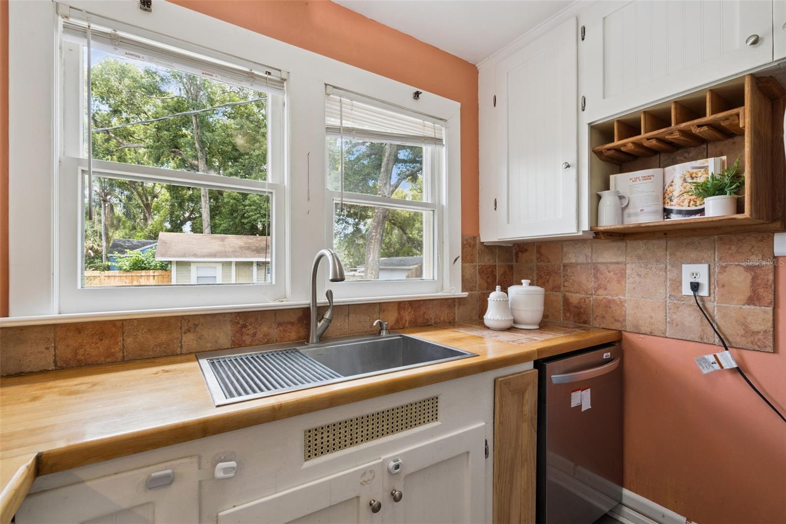 CLOVER HEIGHTS - Residential