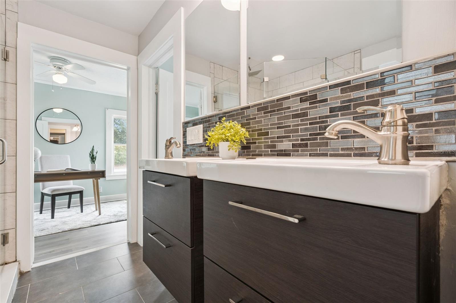 CLOVER HEIGHTS - Residential