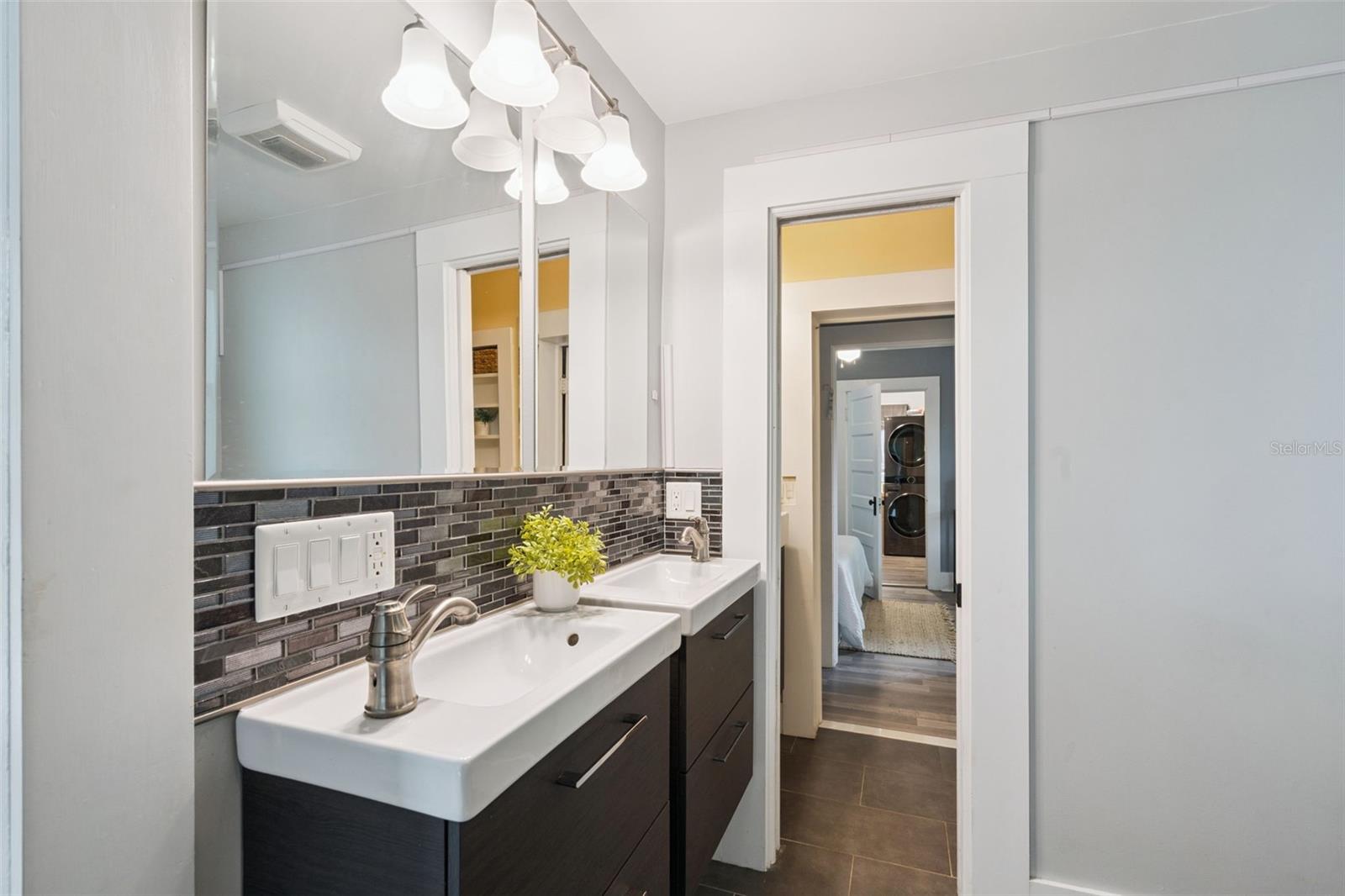 CLOVER HEIGHTS - Residential