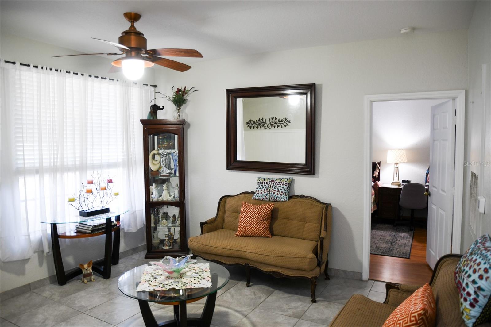 CRESCENT PLACE AT LAKE LOTUS CONDO - Residential