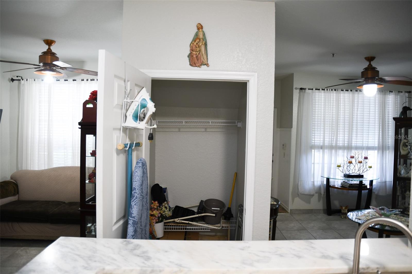 CRESCENT PLACE AT LAKE LOTUS CONDO - Residential