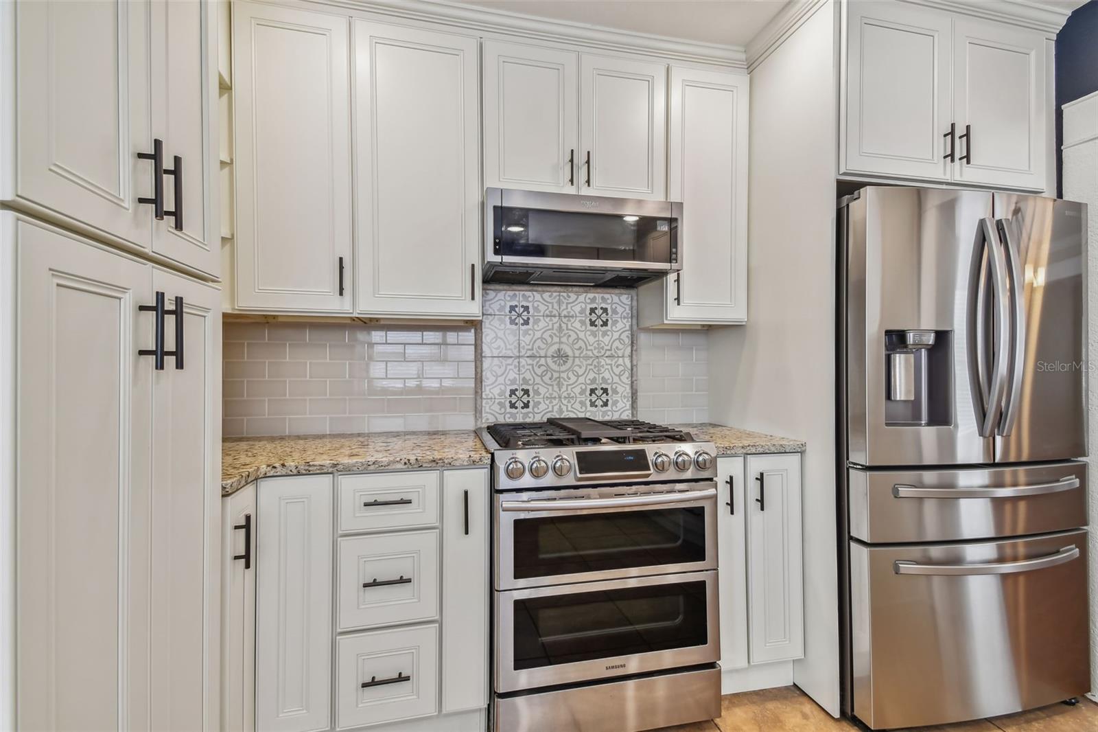 BUFFALO HEIGHTS - Residential Lease