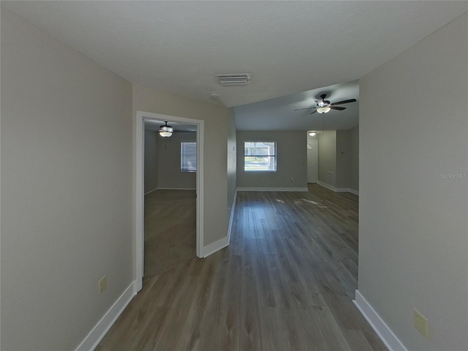 DEER HOLLOW - Residential Lease