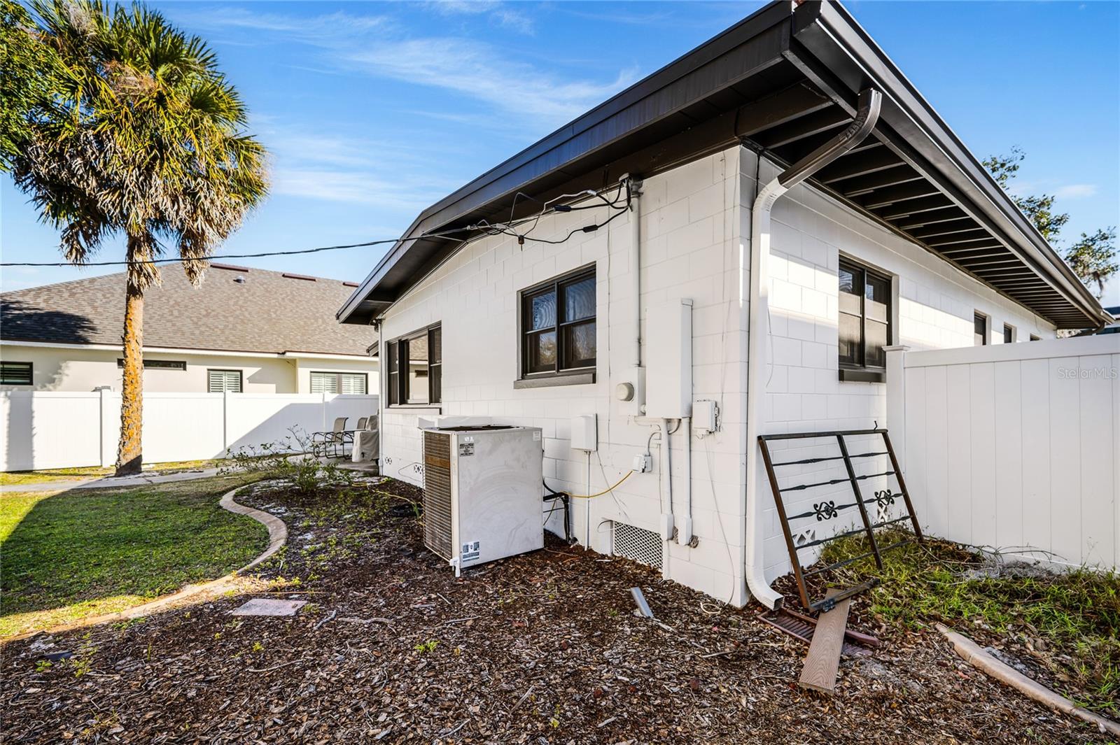 DIXIE TERRACE - Residential