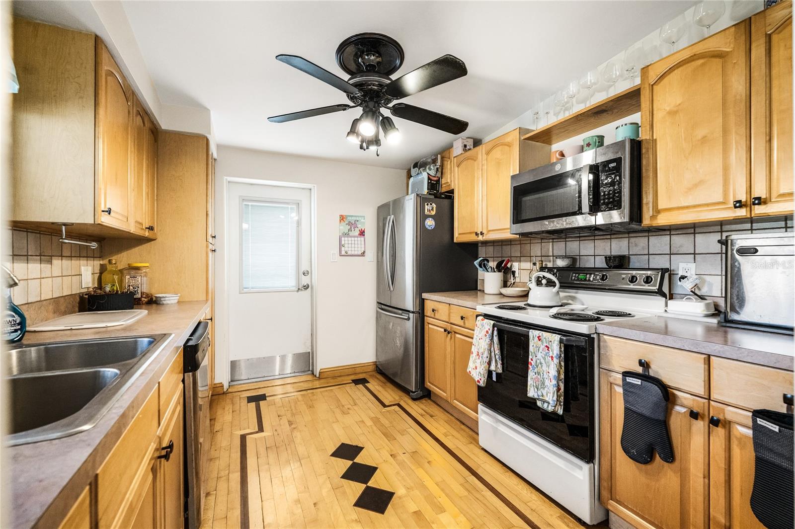 DIXIE TERRACE - Residential