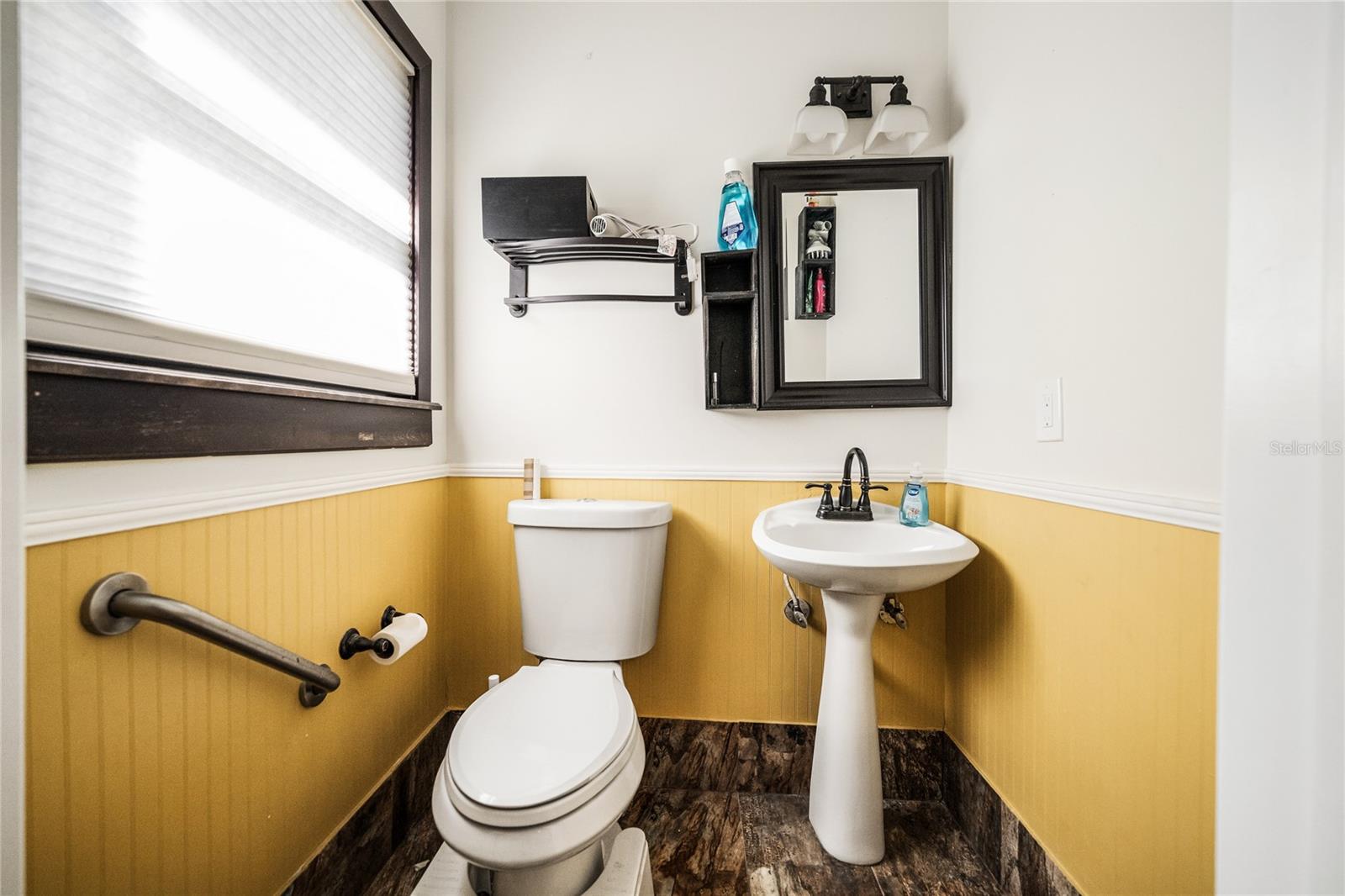 DIXIE TERRACE - Residential