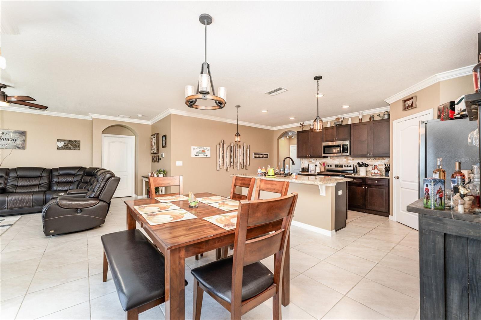 BRIDGEPORT LAKES PH 1 - Residential