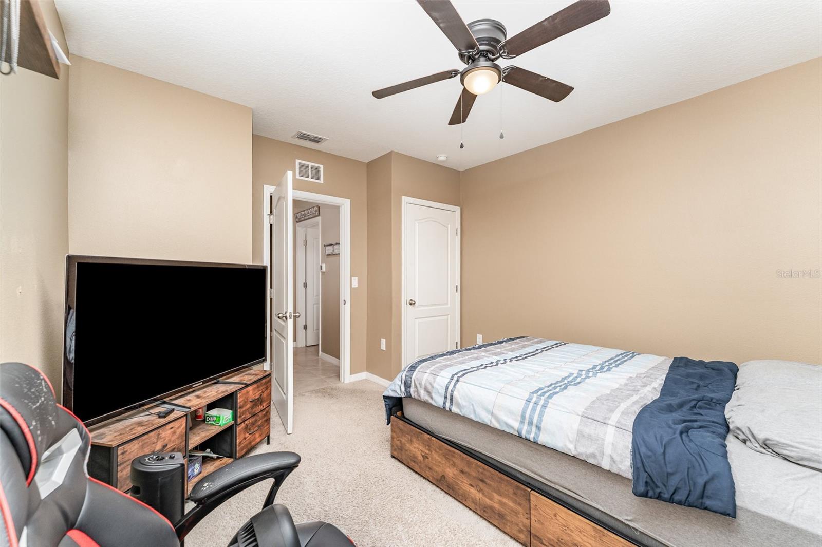 BRIDGEPORT LAKES PH 1 - Residential