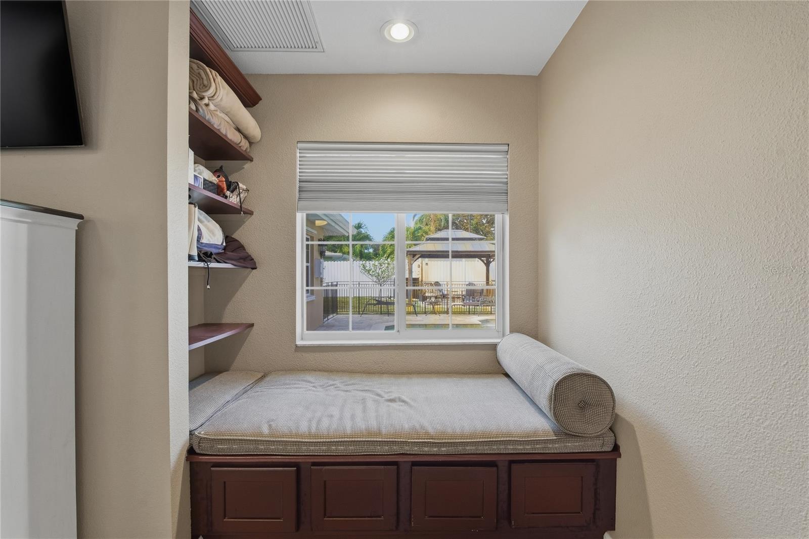 PINE OAK 3RD ADD - Residential