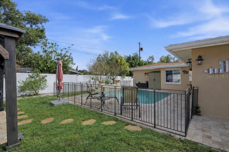 PINE OAK 3RD ADD - Residential