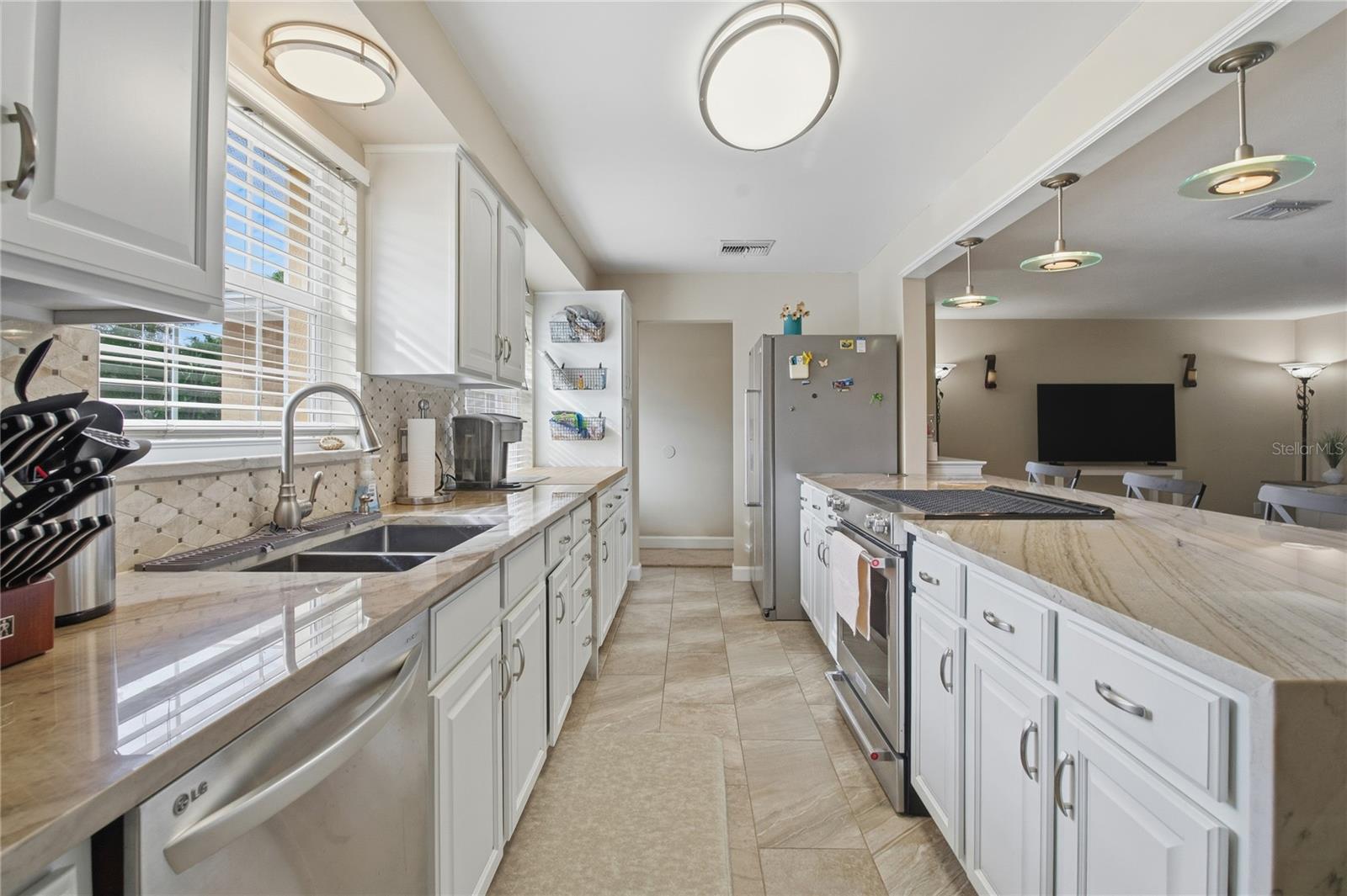 PINE OAK 3RD ADD - Residential