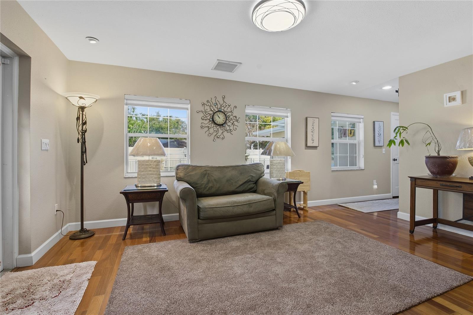 PINE OAK 3RD ADD - Residential