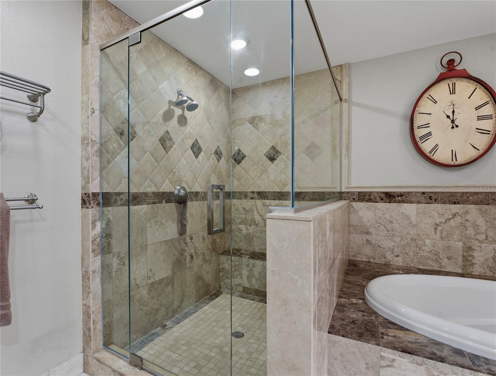 PINE OAK 3RD ADD - Residential