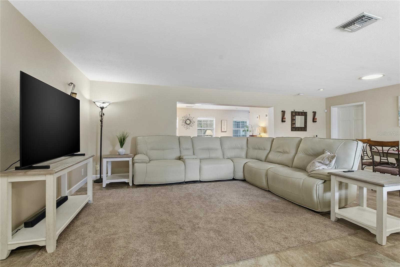 PINE OAK 3RD ADD - Residential