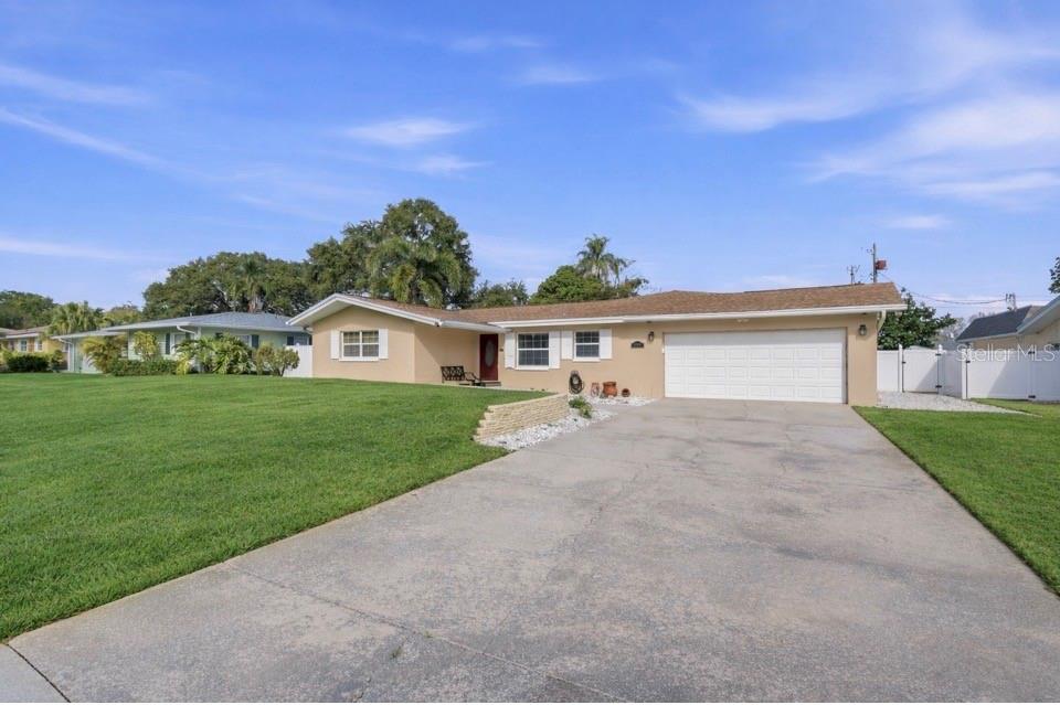 PINE OAK 3RD ADD - Residential