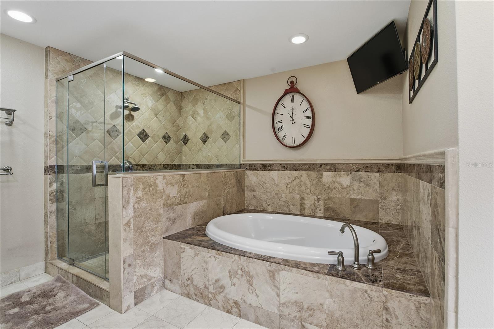 PINE OAK 3RD ADD - Residential