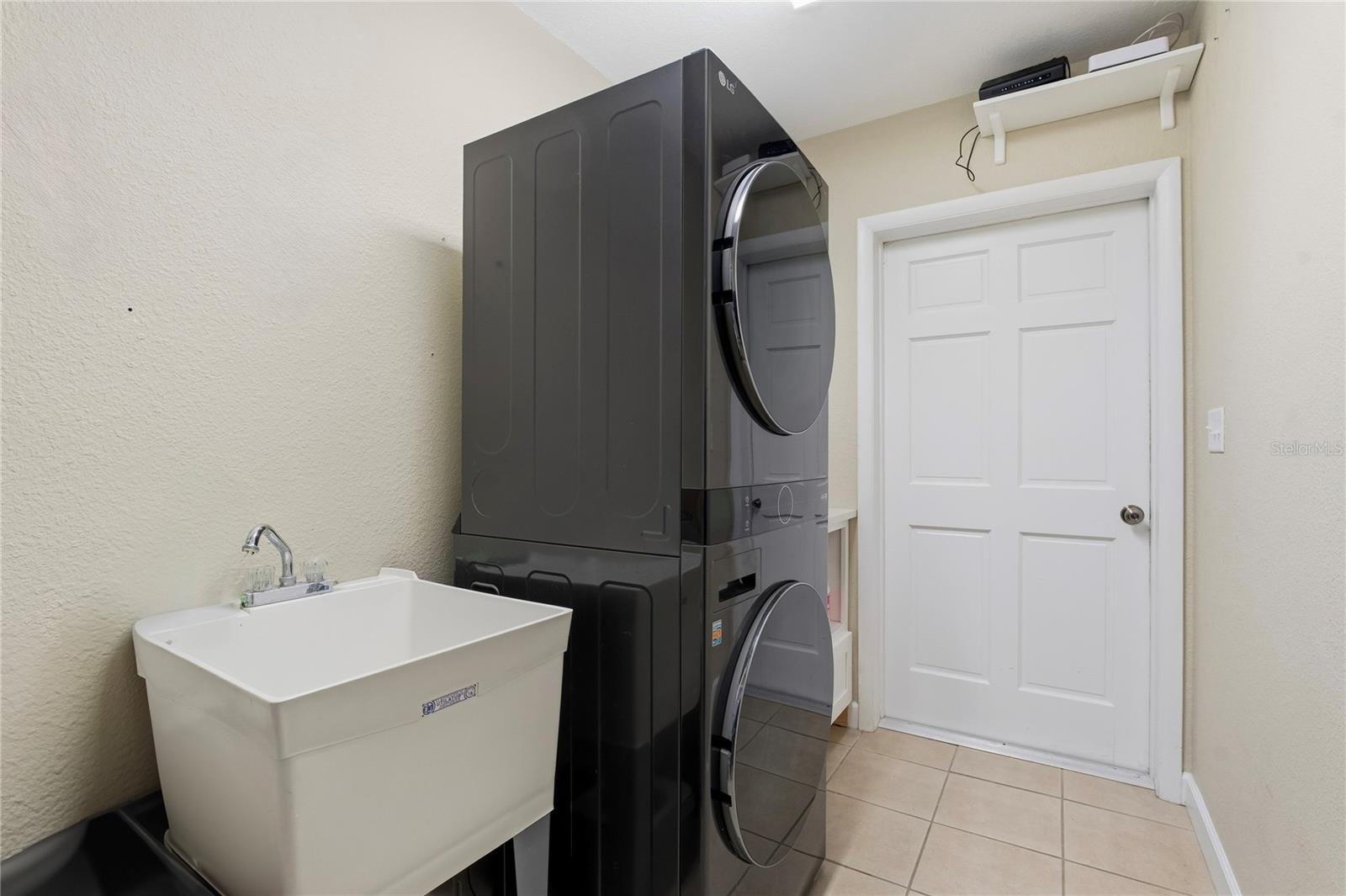 PINE OAK 3RD ADD - Residential