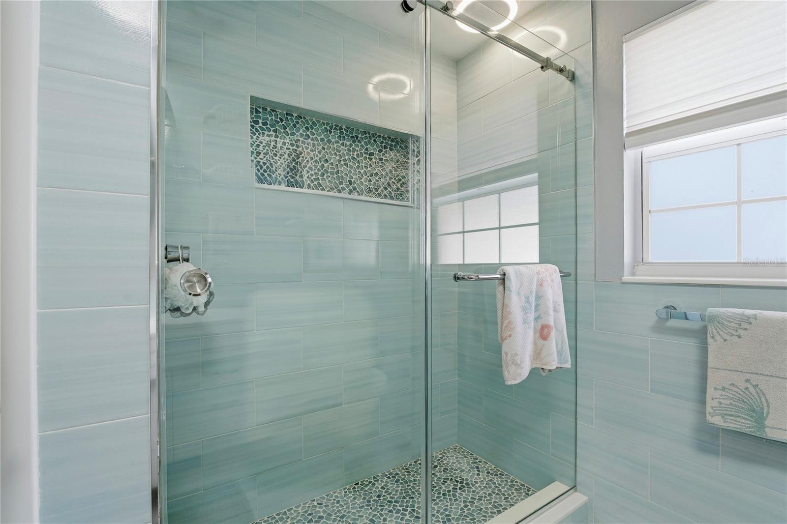 PINE OAK 3RD ADD - Residential