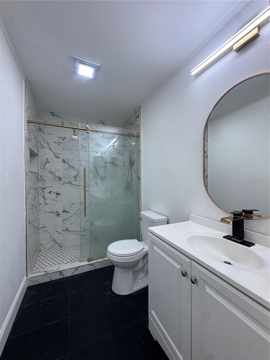 FOXMOOR UNIT 3 - Residential