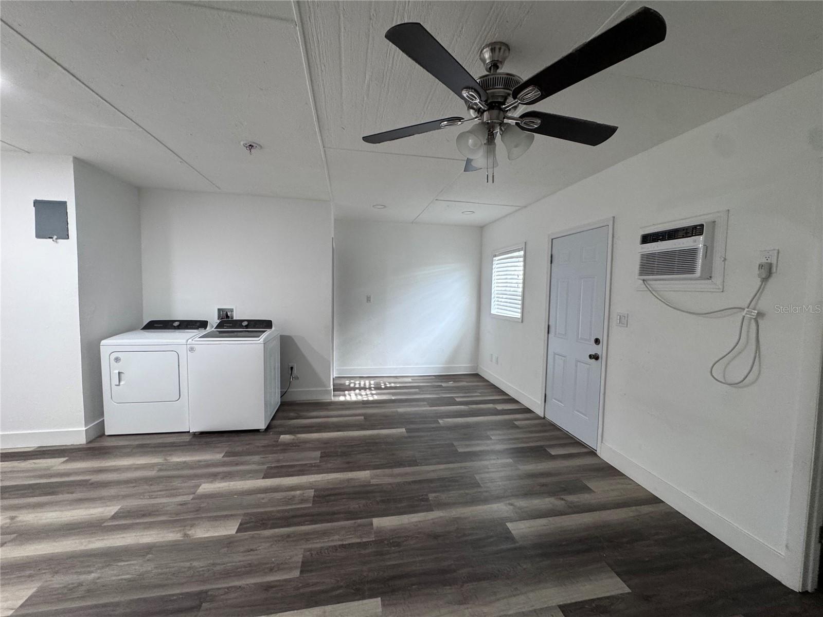 FOXMOOR UNIT 3 - Residential