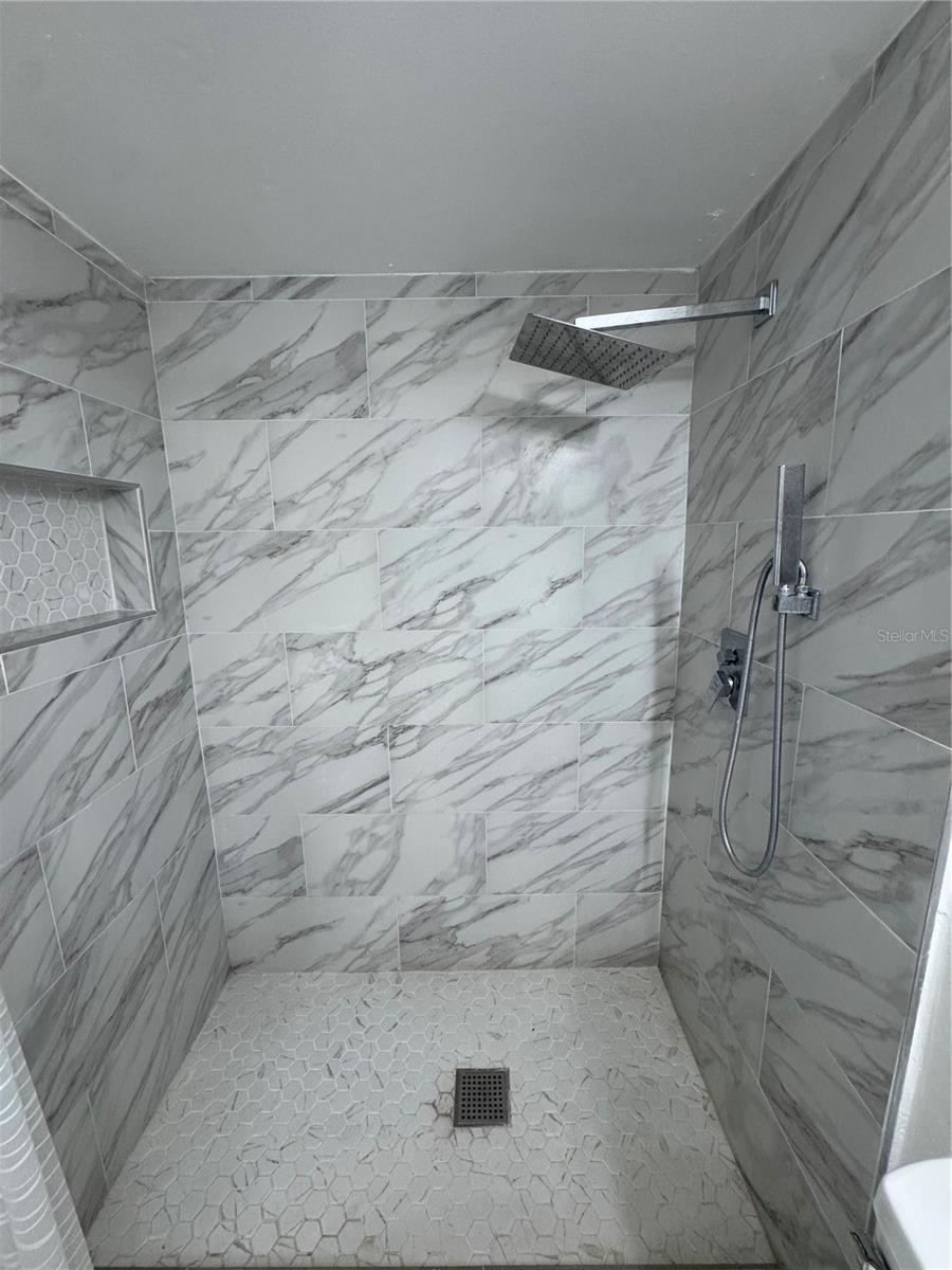 FOXMOOR UNIT 3 - Residential