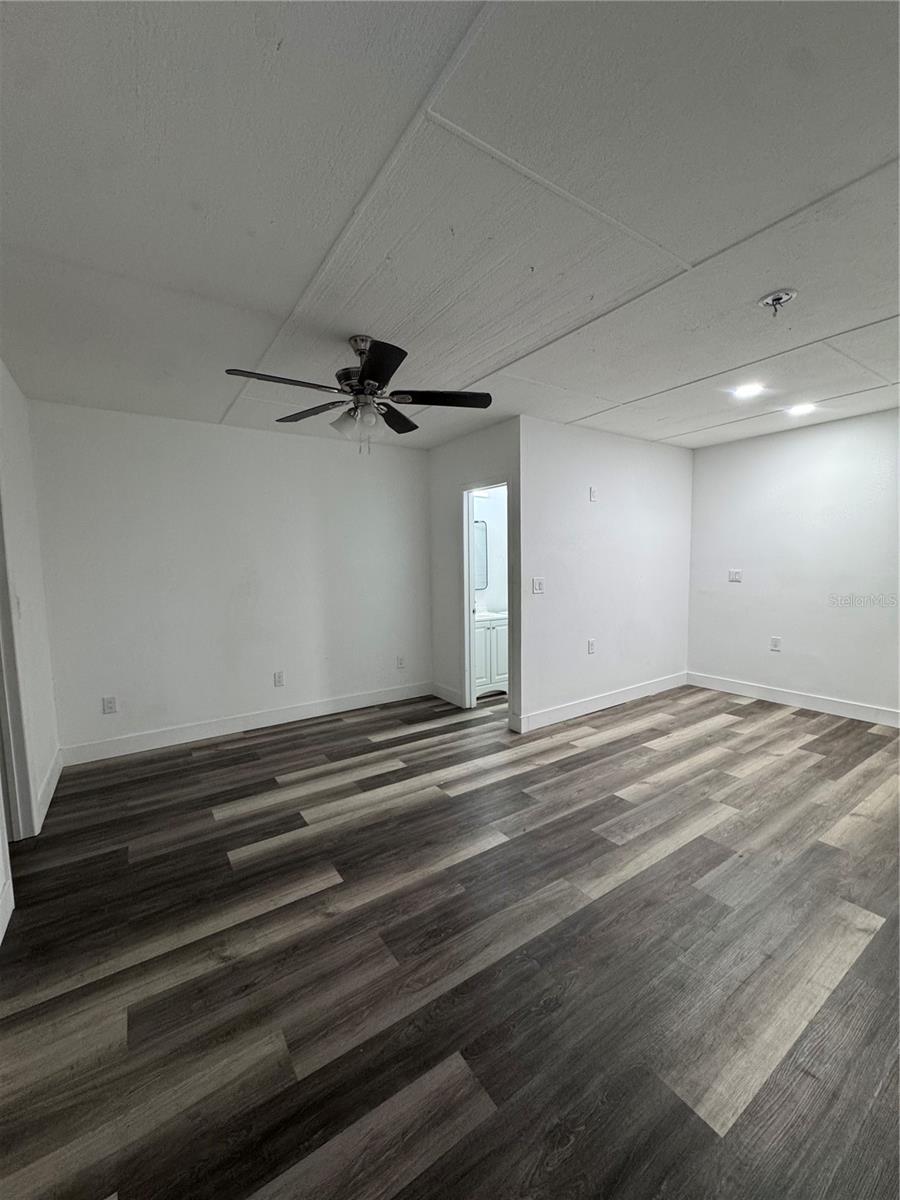 FOXMOOR UNIT 3 - Residential