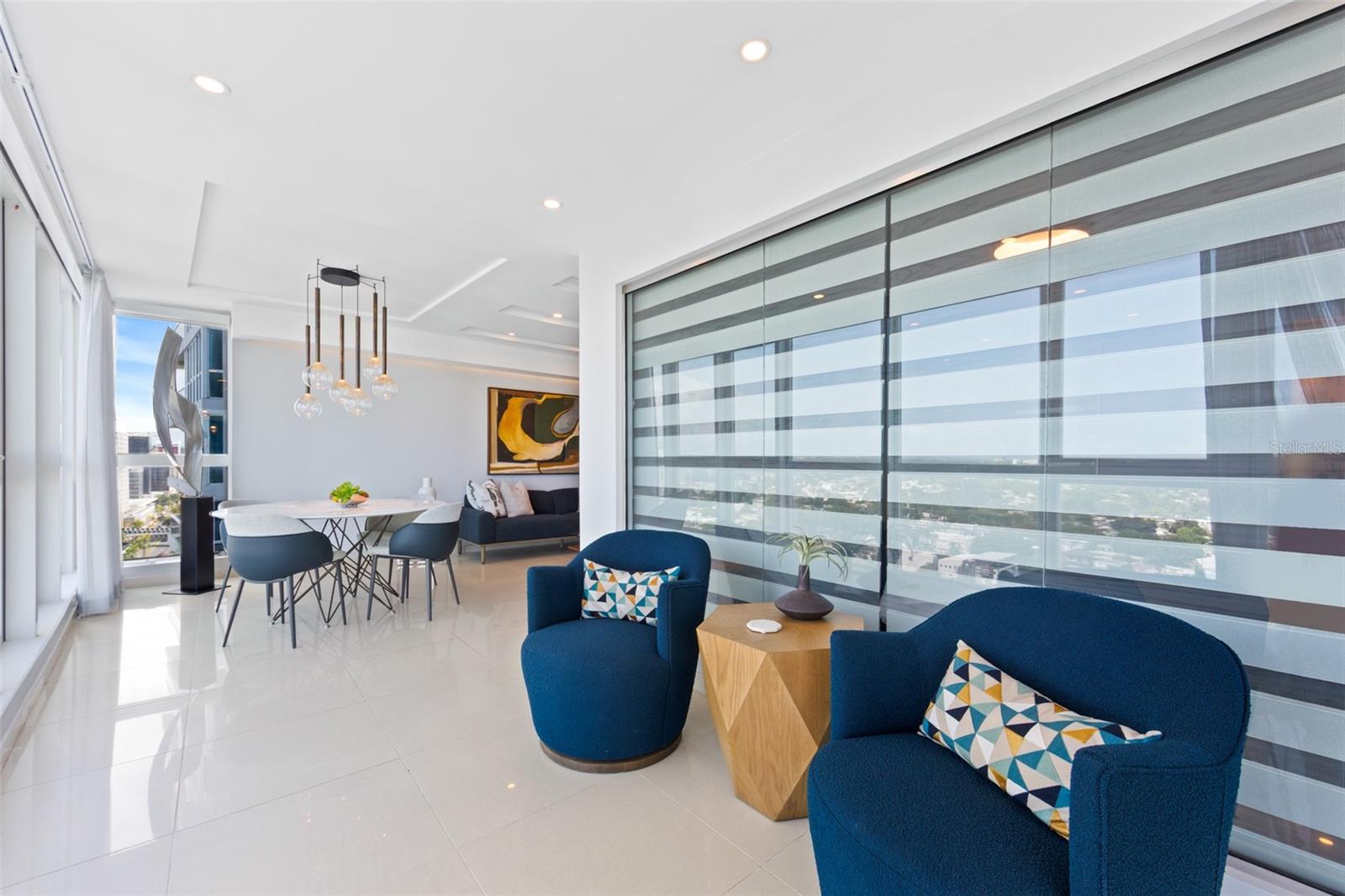 AQUABLUE - Residential Lease