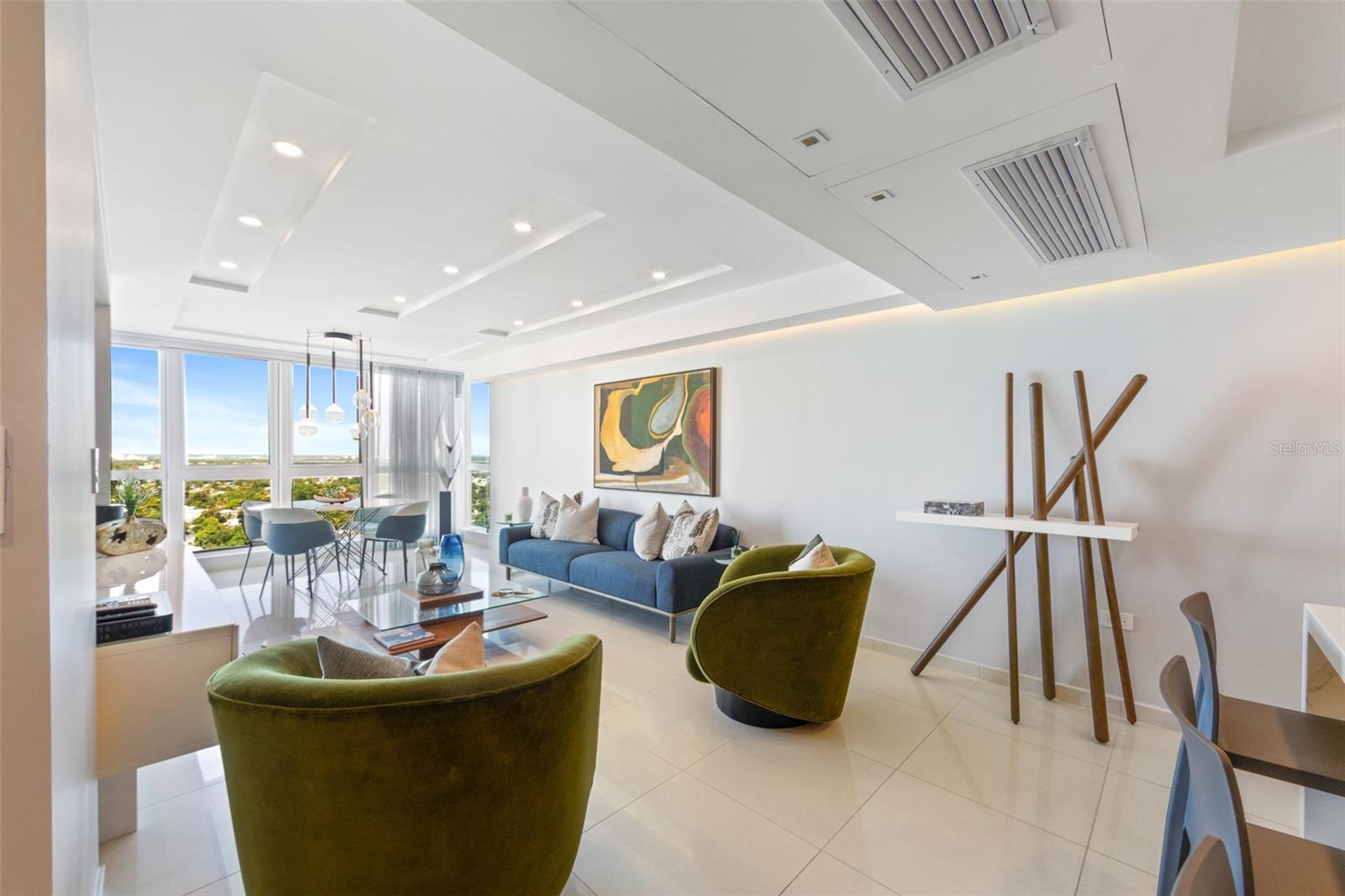 AQUABLUE - Residential Lease